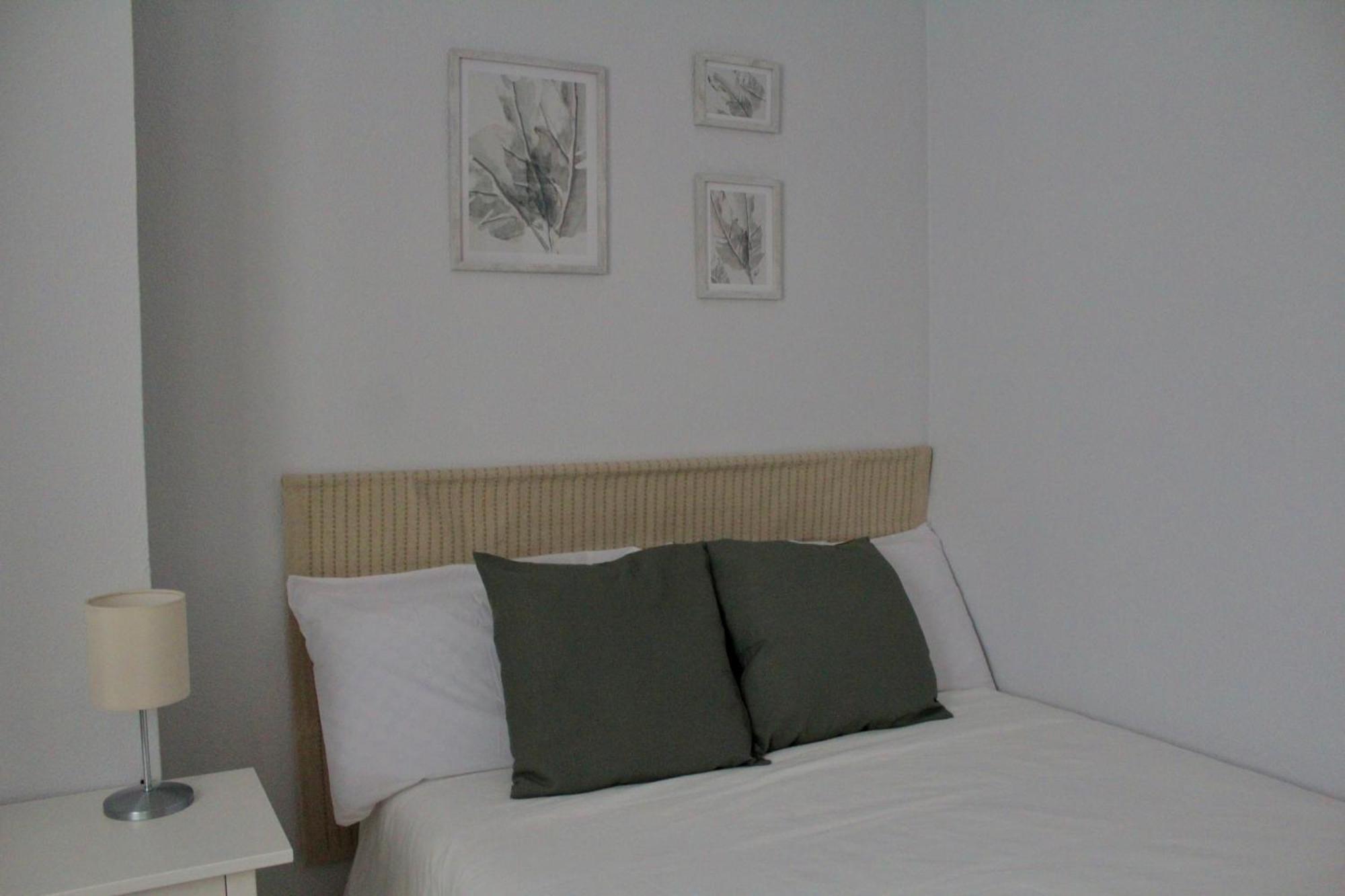 Wish Suite Plaza Nueva Sevilla Bagian luar foto
